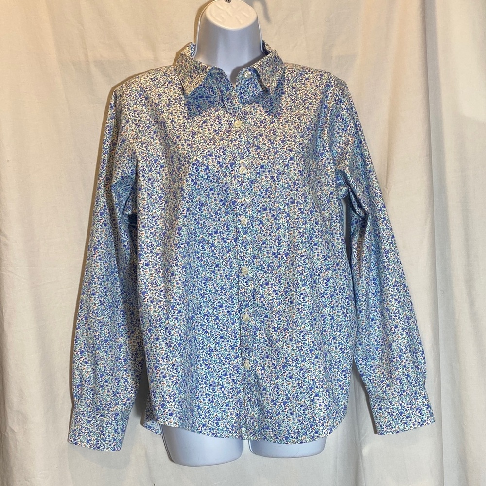 L.L. Bean Women’s Wrinkle Resistant Blue Floral Print Oxford Shirt - Size-M